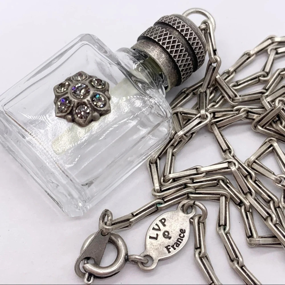 Catherine Popesco La Vie Parisienne Fragrance Scent Bottle Necklace - Picture 5 of 5